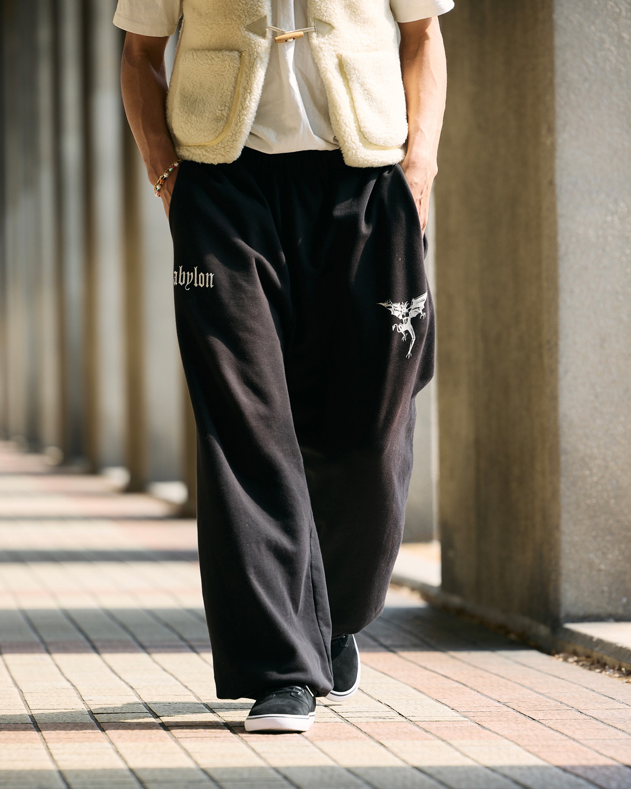 FILTER BLACK/WHITE JOSHUA（GRAVIS SKATEBOARDING）